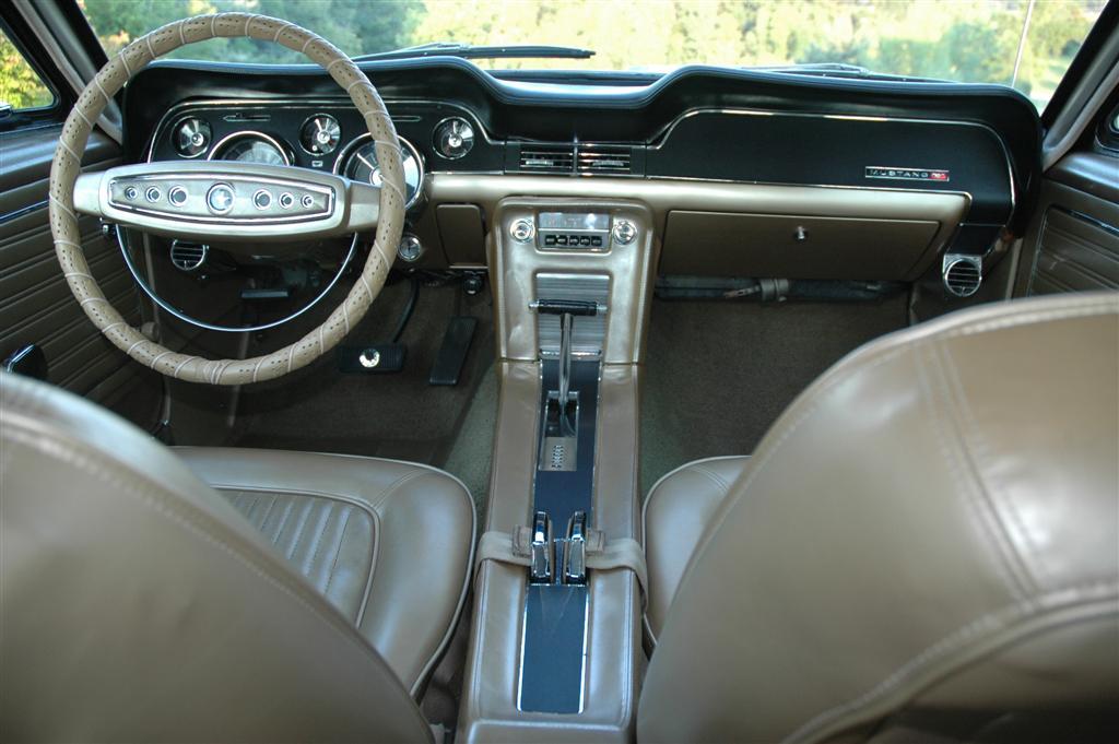 Interior_Dash_1 (Large).JPG