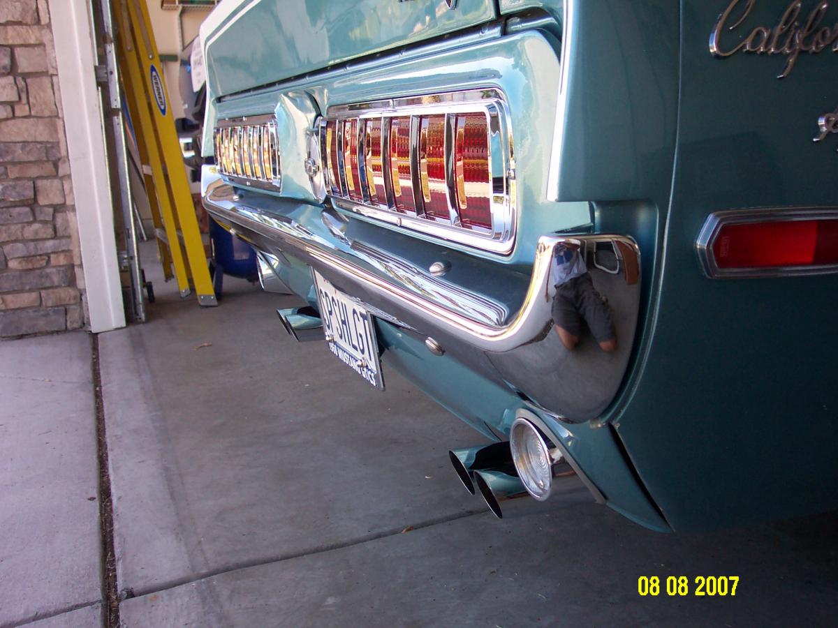 New Mufflers on the Mustang 007.jpg