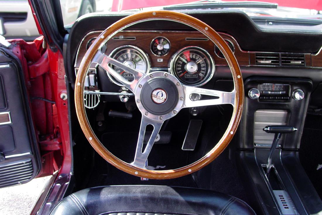 steering wheel 1.JPG